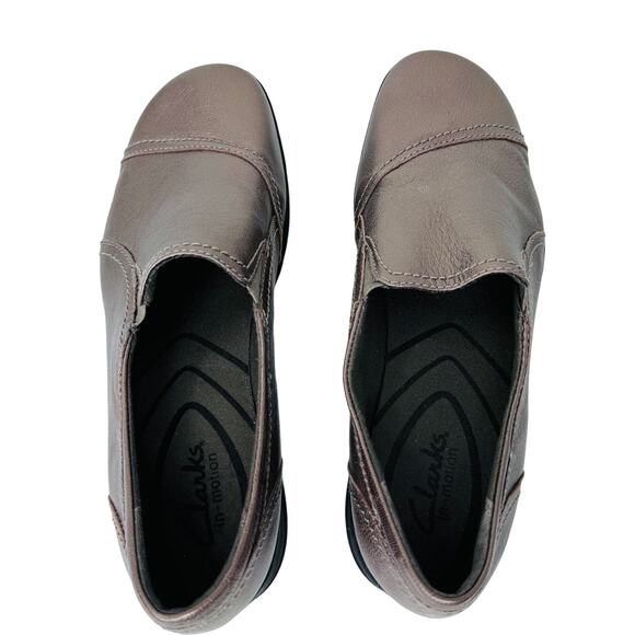 Clarks Walking Shoes Loafers Round Toe Slip On Motion Bronze Womens Size 7.5M - Picture 4 of 8